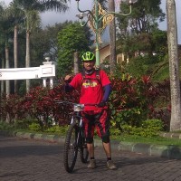 Juna Edi