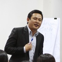 Chinh Le
