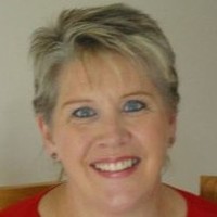 Linda Summers