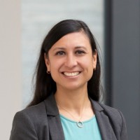 Dr. Karoline S.
