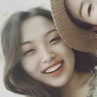 Gloria Min