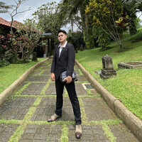 Adam Sutrisna