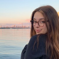Maya Szymczak-Esch