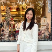 Hồ Huyền