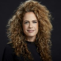 Iris Schwartz