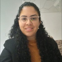 Aline Moreira Novaski