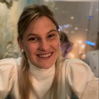 Suzanne Rooze