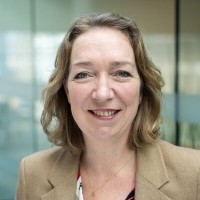 Sandra van der Loo