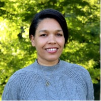 Yvonne Therese Holden