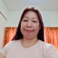 Gloria R.