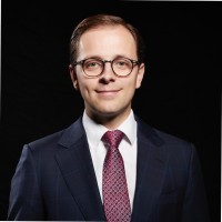 Maximilian Neupert, Cfa