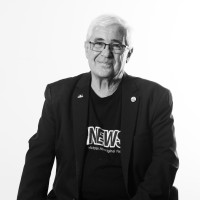 Charles Pakana
