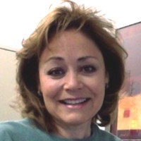 Martha V Giffin