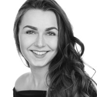 Karen Skau