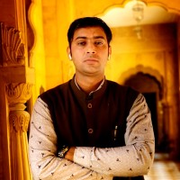 Ishak Khan