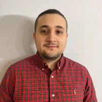 Alberto Magana, Pe