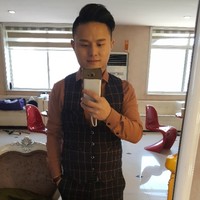 方冀尾