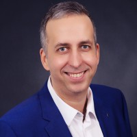 Norbert László