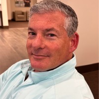 Lee R Stern