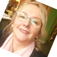 Anita Knijnenburg