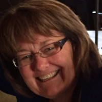 Julie Erhart
