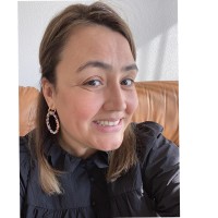 Angela Van Dam