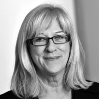Lesley Richardson