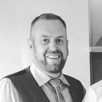 Duncan Currie