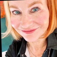Kim Kurtz  (She/Her)