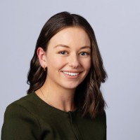 Anna Milne, Cfa