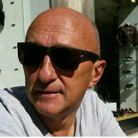 Roberto R.