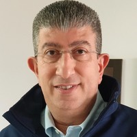 Roni Ayuni
