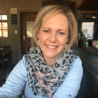 Karen Oosthuysen