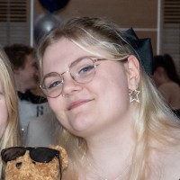 Charlotte Dixon