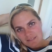 Stephanie Lorenzen