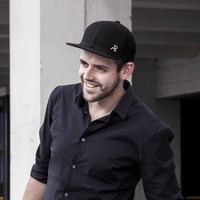 Arjan van Hooff (AR)