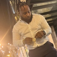 Damien Thomas