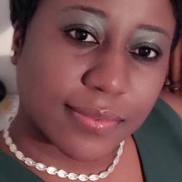 Blondine Desir
