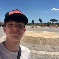 Elliott Hampson