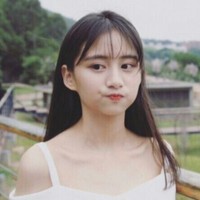 杨雅裙