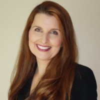 Linda Chase