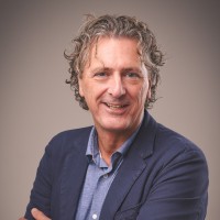 Raymond Hobé