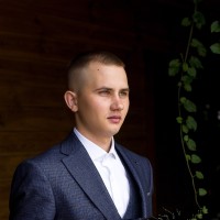Денис Домбровский