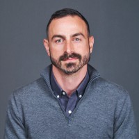 Derek Petti, Aud