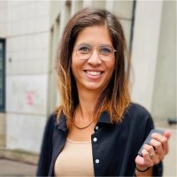 Laura Fernandez