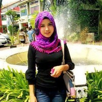 Ayu Maniz