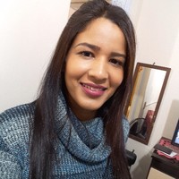 Camila de Oliveira  Souza Lelli