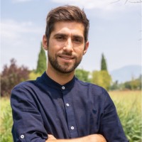 Younis Maccario
