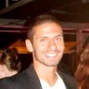 Elliot Teŕz