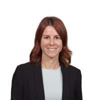 Bianka Bessette, Mba